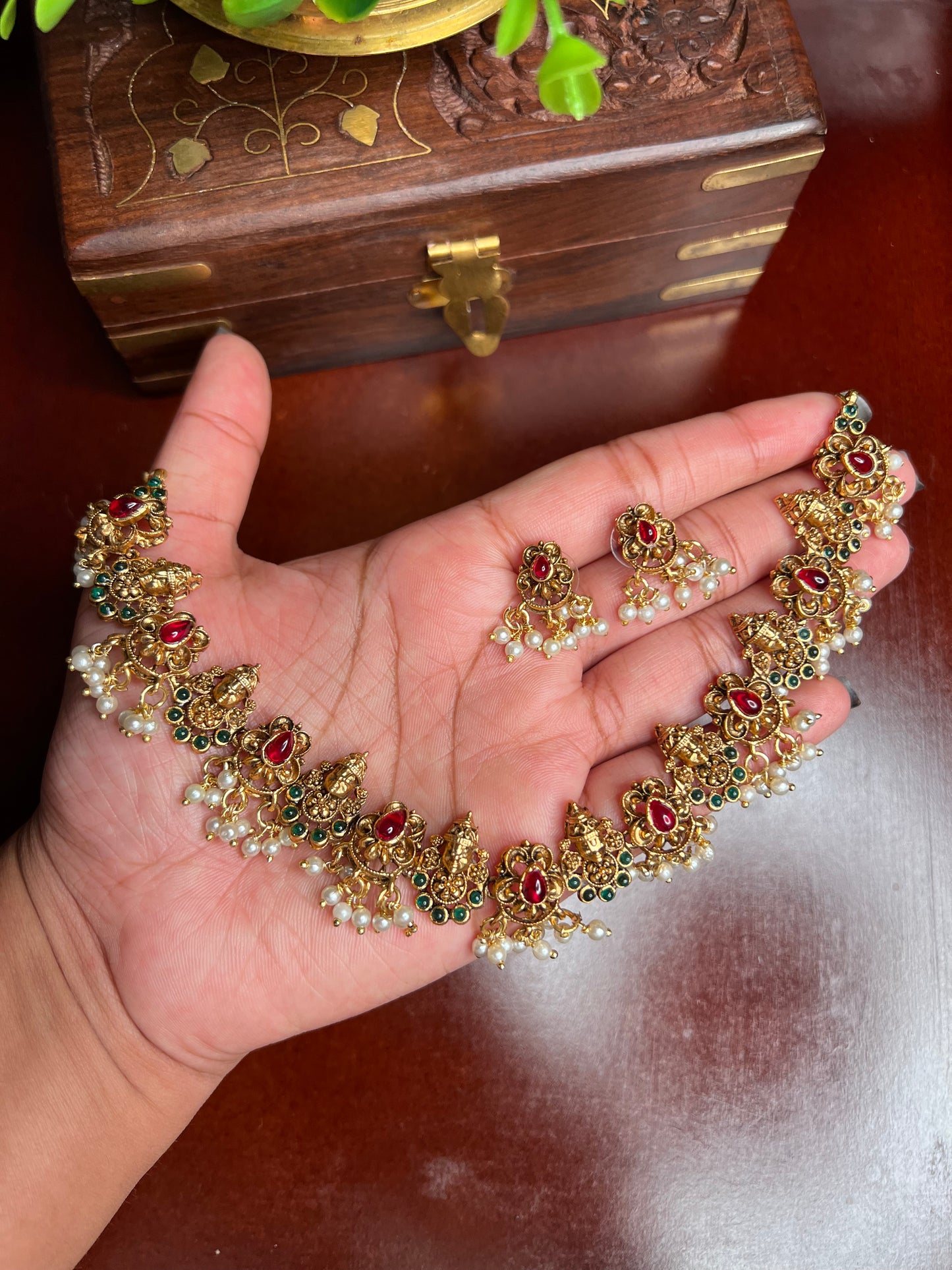 Gold Vikas Necklace