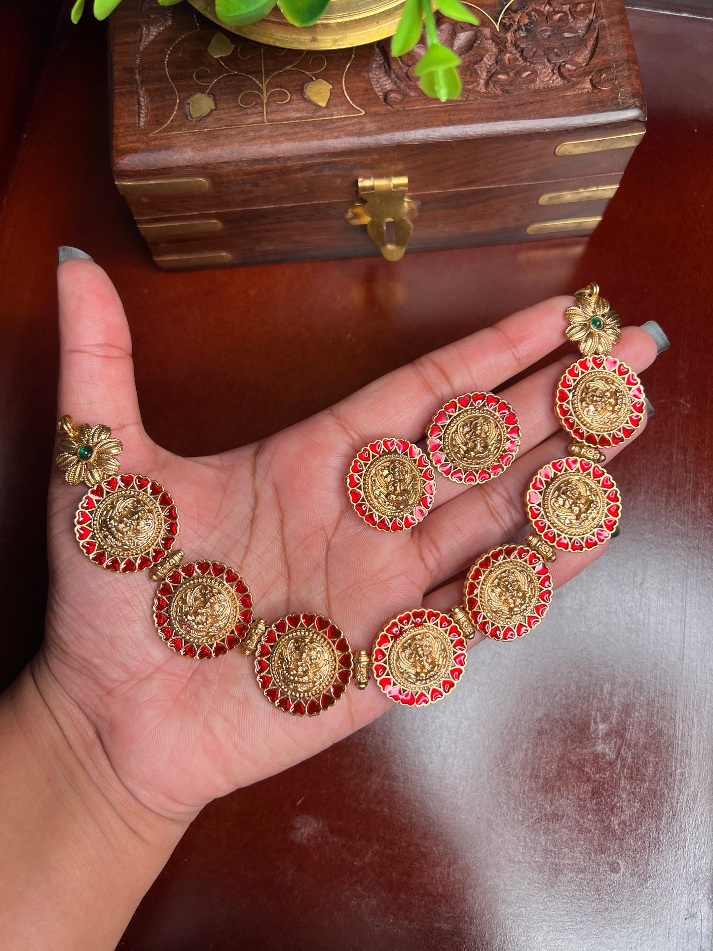 Thaara Lakshmi Necklace
