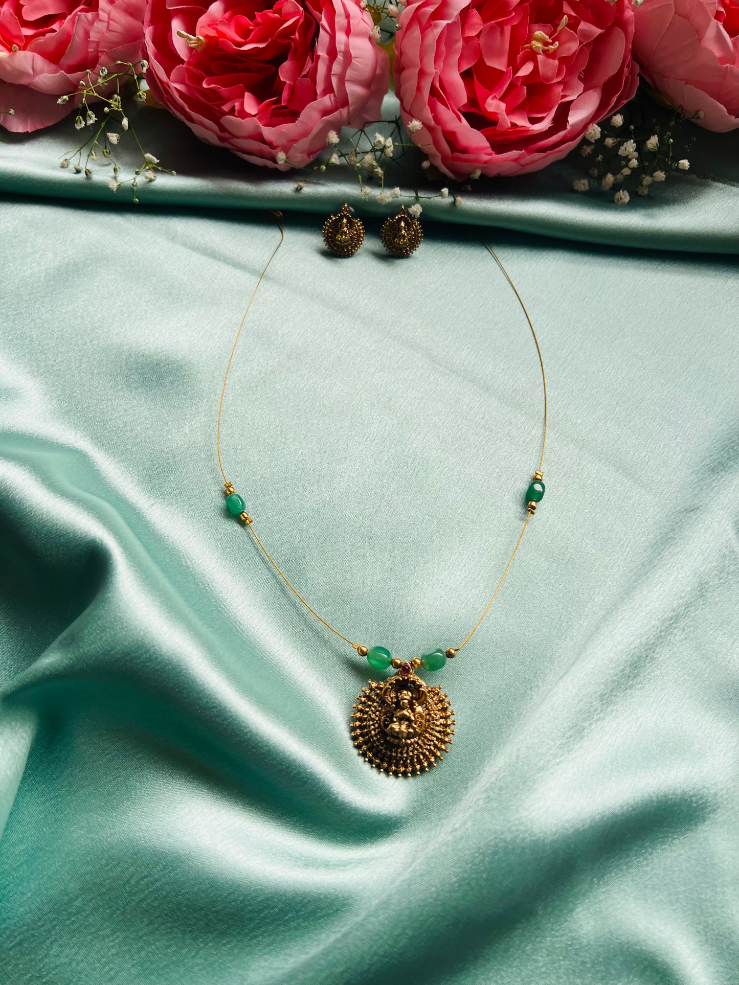 Surya Lakshmi Pendant Invisible Chain Set