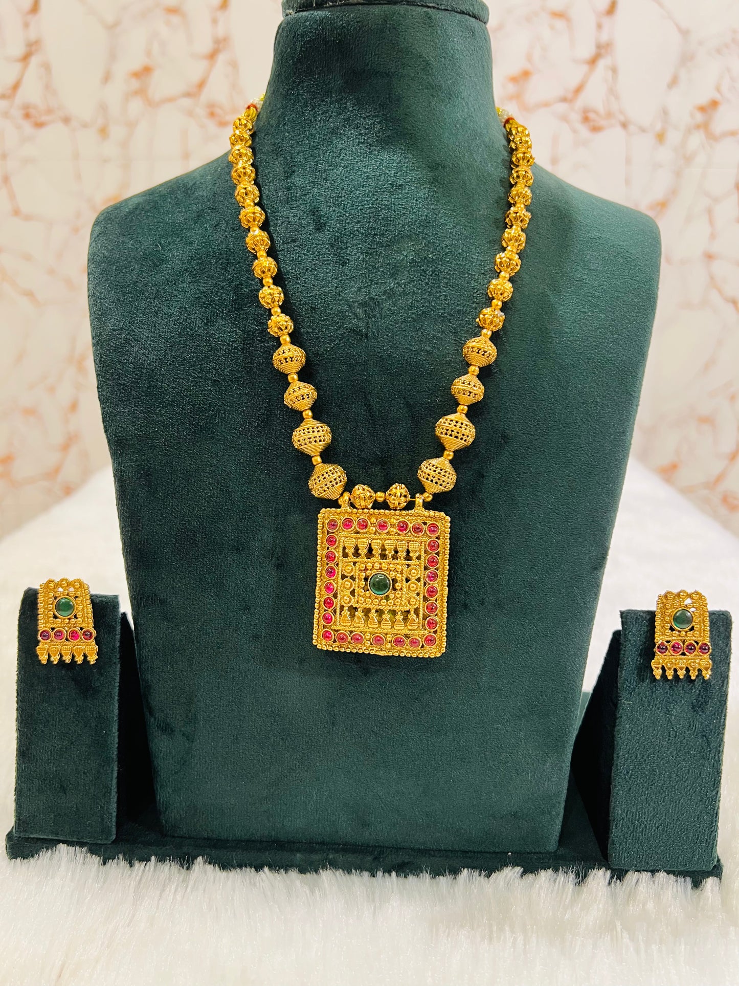 Double Sided Square Gold Haaram