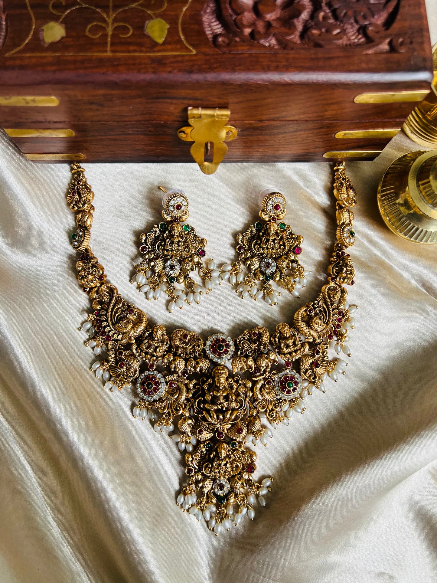 Rice Beaded Temple Short Haaram