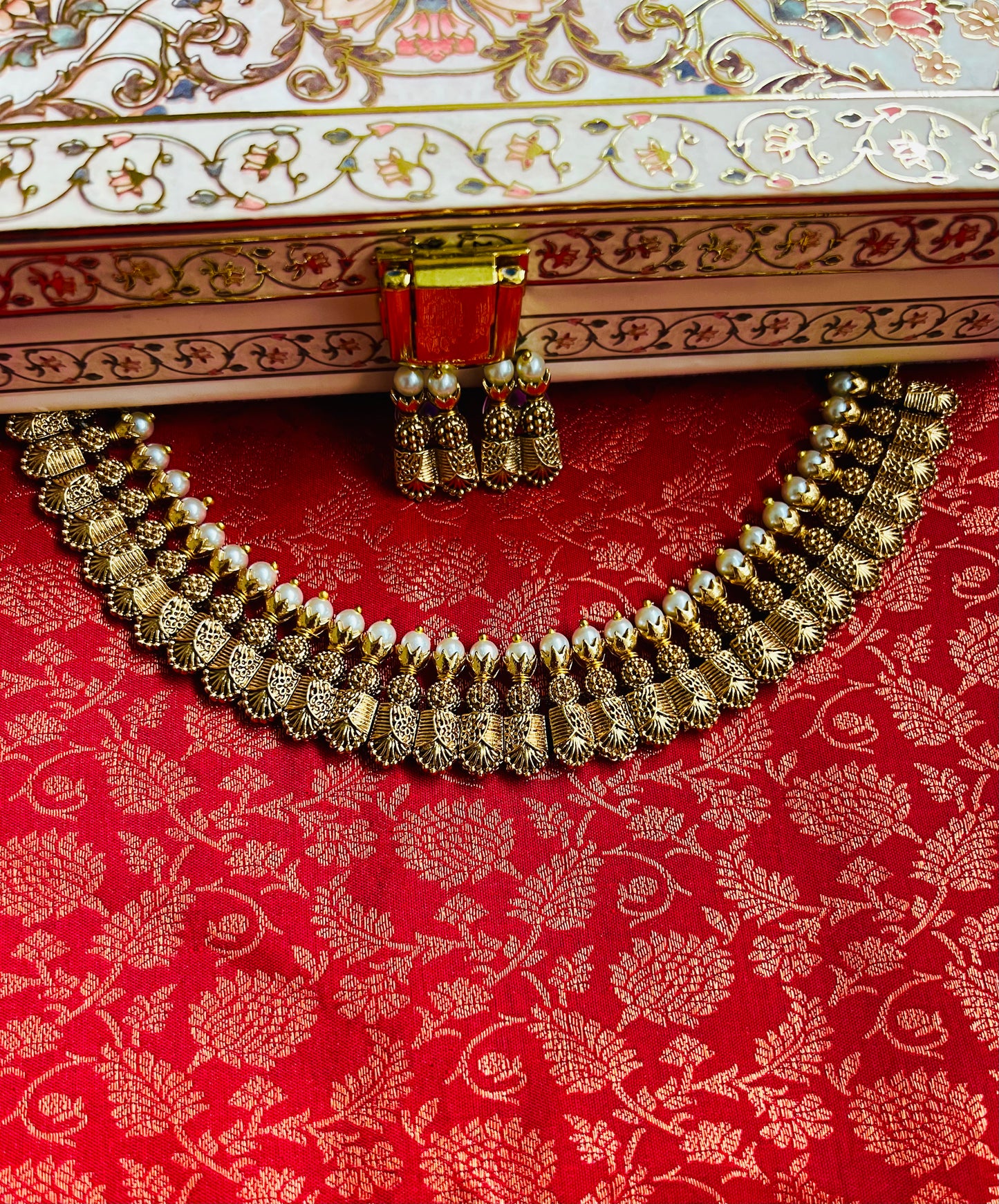 Moti Mayuri Necklace