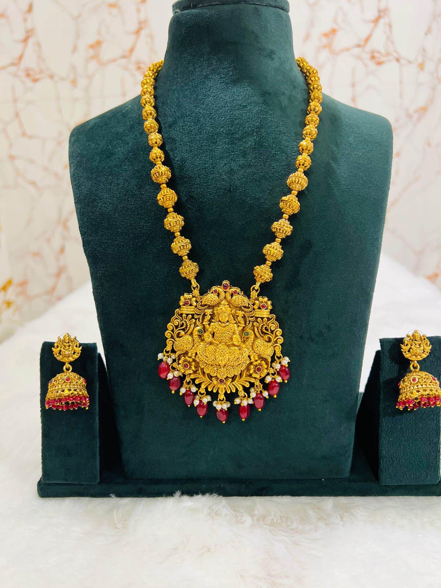 Traditional Saraswathi Temple Haaram