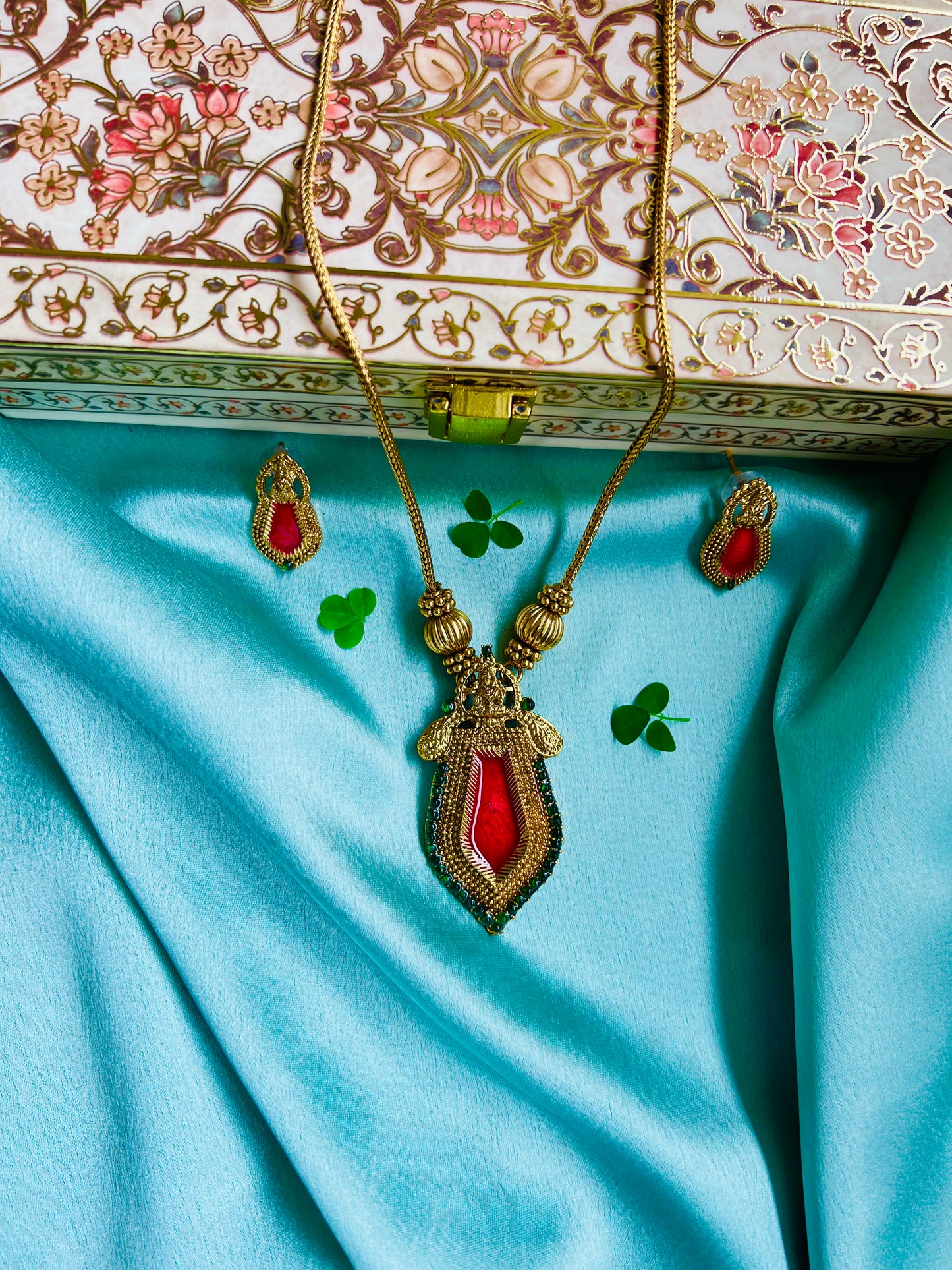 Nagapadam Palakka Pendant