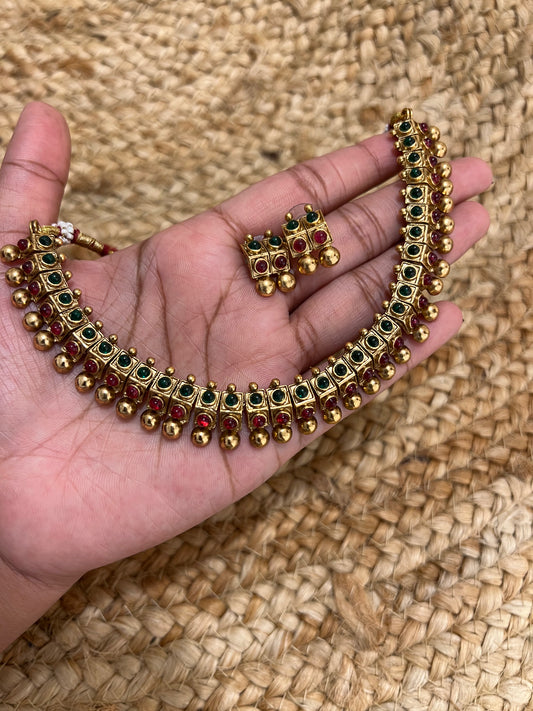 Multi Kemp Stone Golden Necklace